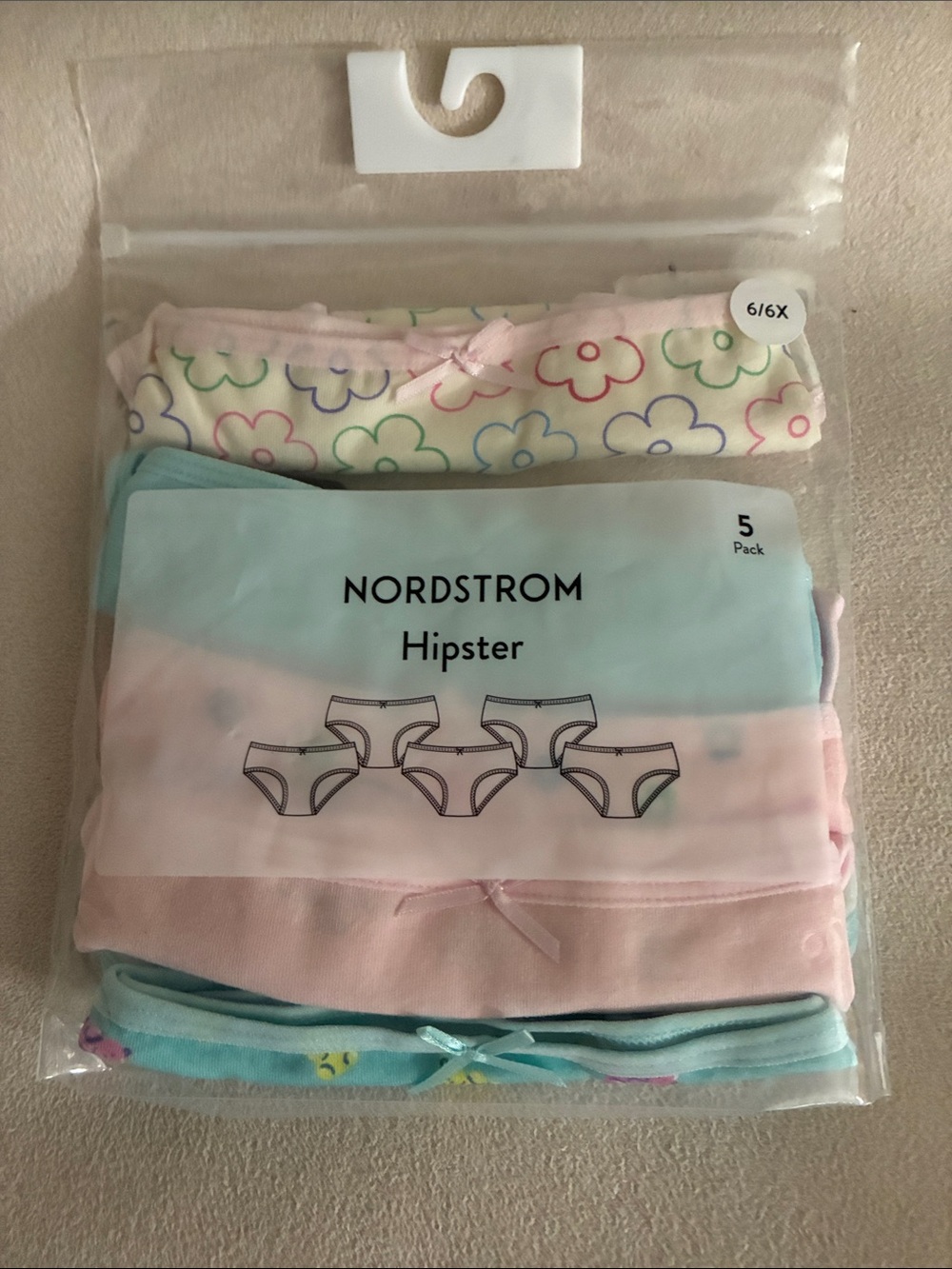 NWT Nordstrom Rack 4 Pack Hipster Bright Solid Color Underwear Size 6/6X